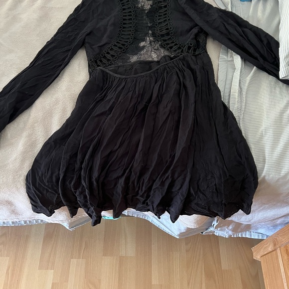 NWT open back, see through front FREE PEOPLE bohemian lace up back - Picture 5 of 7